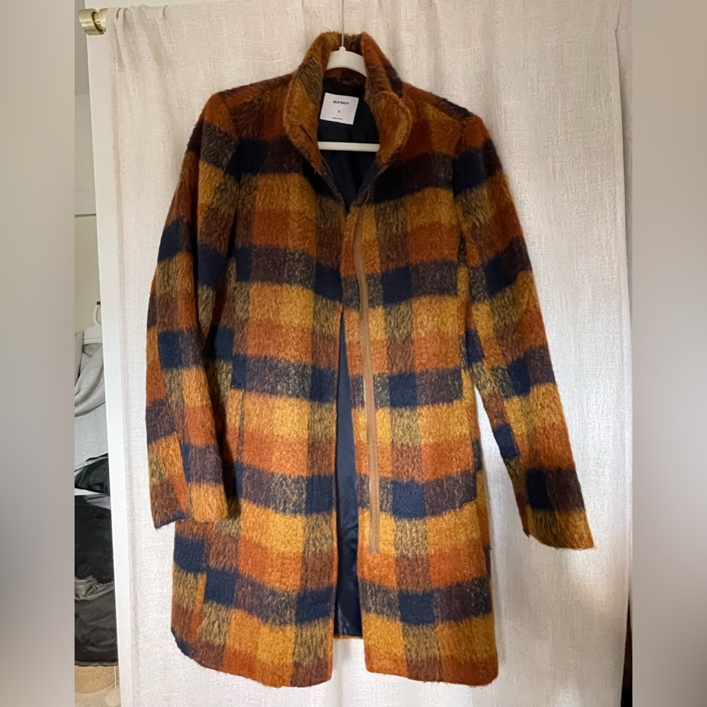 Plaid coat from old navy. Never worn, brand new!